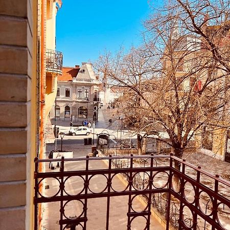 Apartment Friends Central Oradea Exterior photo